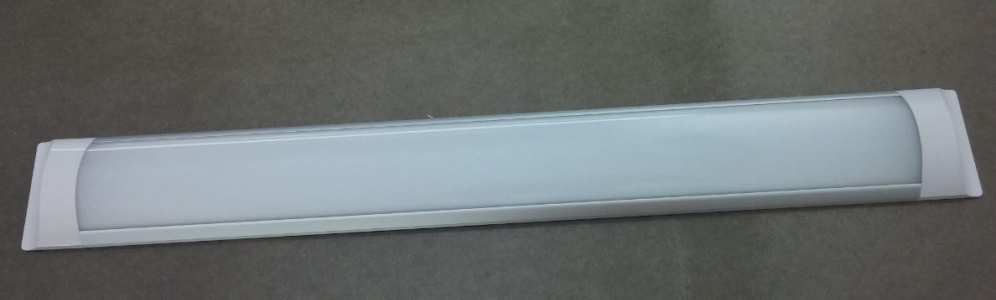Свет-к с/д LE ECO LED 36W 6500К 02 LEEK (1200x78x26) (10)(без инд.упак.) - купить в Тамбове